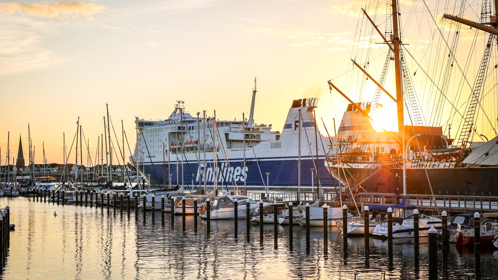 Finnlines-ferry naar Finland in Travemünde.